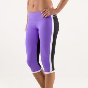 Lululemon Ignite Crop in Power Purple, Size 4